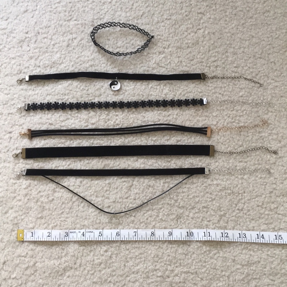 Chokers (set of 6)